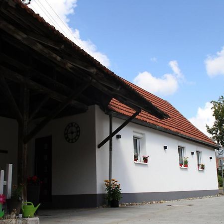 Appartement Kleines Haeuschen Zum Wohlfuehlen à Balingen Extérieur photo